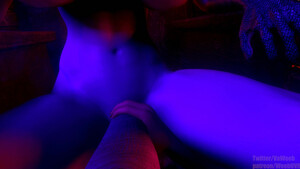 Грудастая мультгероиня беспощадно вонзает член в свою подругу