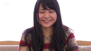 Молодая японка Ayaka Haruyama обожает трахаться в волосатую пизду с кремпаем