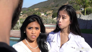 Азиатские шлюшки трахаются в киски с богатым парнем за деньги